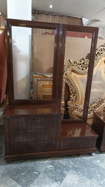 Dark Brown Split-Mirror Dressing Unit — main view from the supplied Priceless collection
